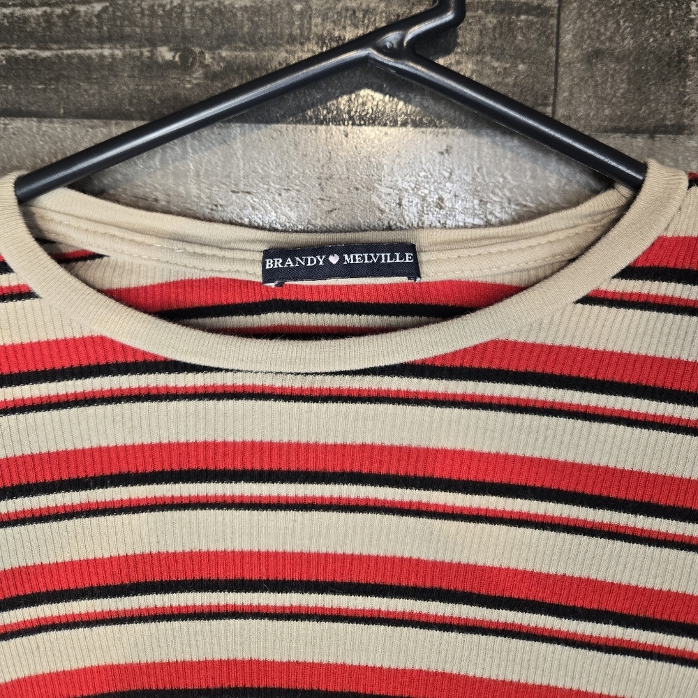 brandy melville long sleeve ribbed striped crop top - Picture 3 of 4
